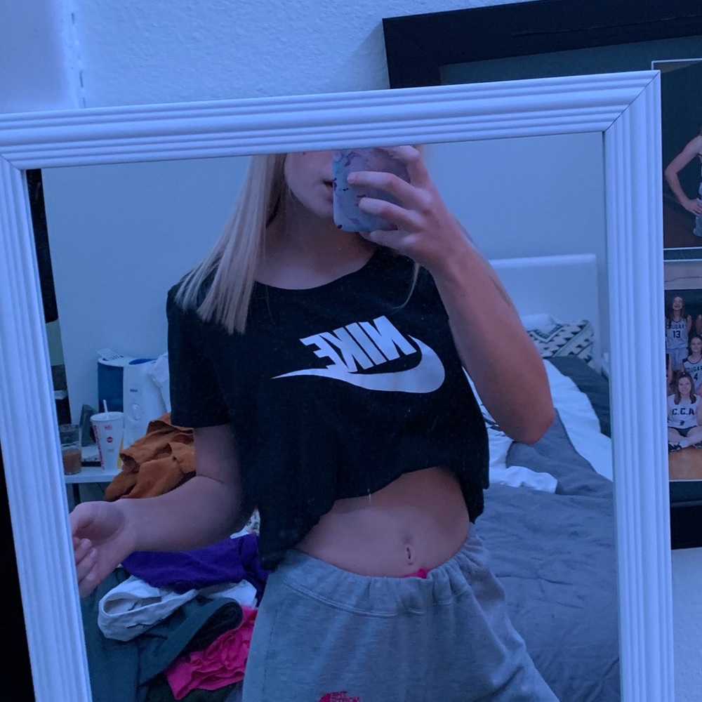 Black Nike t shirt